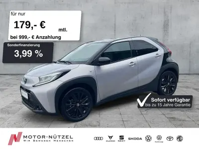 Neu Toyota Aygo X Edition 72 PS (52 kW) 2025 Light purple (9ae)/ black mica SUV