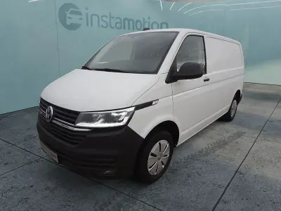 Gebraucht VW T7 150 PS (110 kW) 2024 Weiß Van
