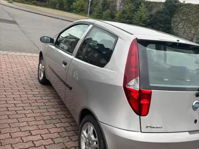 Brugt Fiat Punto 60 HK (44 kW) 2005 Hatchback