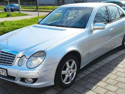 Gebraucht Mercedes E230 Elegance 204 PS (150 kW) 2007 Silber Limousine