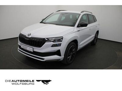 Gebraucht Skoda Karoq SportLine 150 PS (110 kW) 2025 Moonweiss metallic SUV