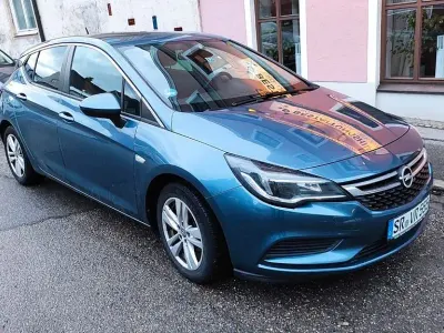 Gebraucht Opel Astra Active 110 PS (80 kW) 2017 Blau Limousine