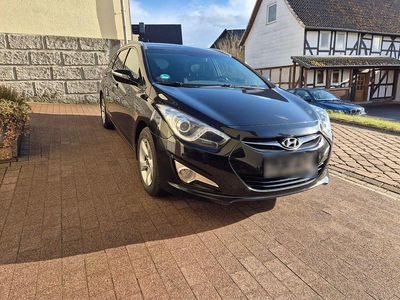 Usata Hyundai i40 Style 116 CV (85 kW) 2012 Nero Station wagon