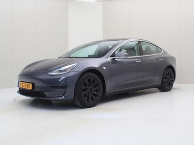 Second-hand Tesla Model 3 Standard Range 225 kW (306 CP) 2020 Gri Berlinǎ