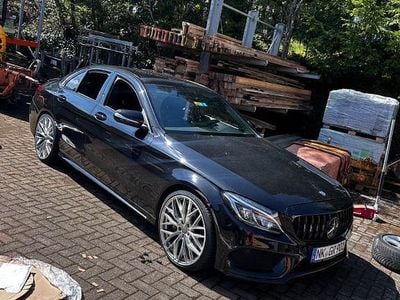 Second-hand Mercedes C400 AMG 333 CP (244 kW) 2015 Negru Berlinǎ