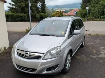Gebraucht Opel Zafira Family 140 PS (102 kW) 2012 Van / Kleinbus