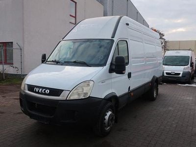 Gebraucht Iveco Daily 170 PS (125 kW) 2011 Weiß Limousine