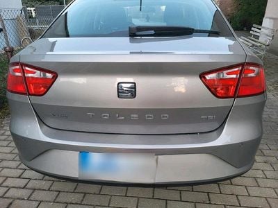 Gebraucht Seat Toledo 105 PS (77 kW) 2014 Beige Kleinwagen