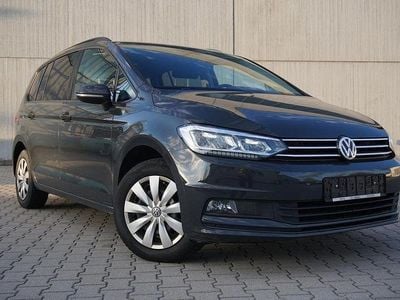 Gebraucht VW Touran 150 PS (110 kW) 2018 Uranograu Van / Kleinbus