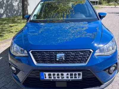 Usata Seat Arona Style 95 CV (69 kW) 2019 Blu SUV