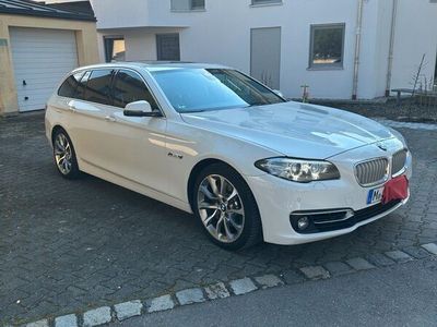 gebraucht BMW 525 d xDrive Automatik Ausstattung/ModernLine Euro6