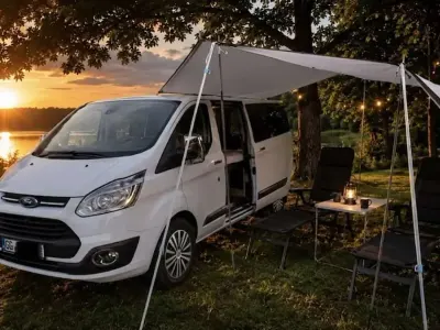 Gebraucht Ford Transit Custom 131 PS (96 kW) 2018 Weiß Van