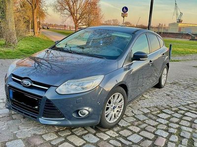 Gebraucht Ford Focus 163 PS (119 kW) 2011 Grau Limousine
