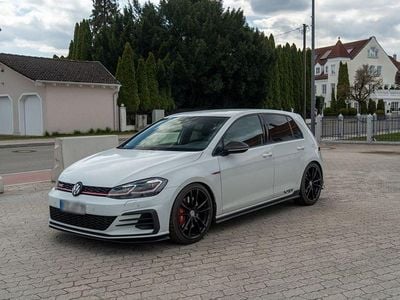 Second-hand VW Golf VII GTI 290 CP (213 kW) 2019 Alb Berlinǎ