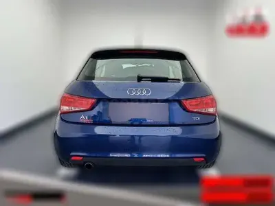 Gebraucht Audi A1 Ambition 90 PS (66 kW) 2014 Blau metallic Kleinwagen