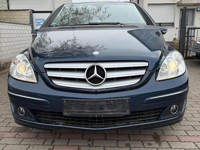 Second-hand Mercedes B170 115 CP (84 kW) 2007 Albastru Monovolum