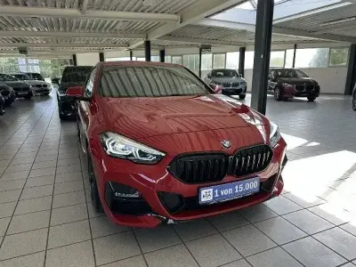 Gebraucht BMW 218 M Sport 136 PS (100 kW) 2024 Melbournerot metallic (metallic) Coupé