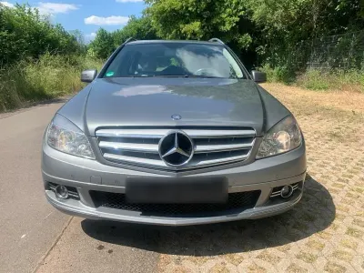 Gebraucht Mercedes C250 Avantgarde 204 PS (150 kW) 2010 Grau Limousine