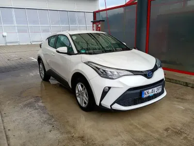Gebraucht Toyota C-HR 140 PS (102 kW) 2023 Weiß SUV