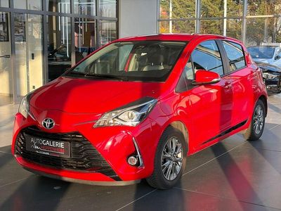 Gebraucht Toyota Yaris Comfort 111 PS (81 kW) 2017 Rot Kleinwagen