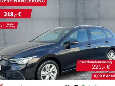 Gebraucht VW Golf VIII Life 115 PS (84 kW) 2022 Schwarz Kombi