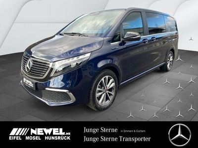 Blau Gebraucht 2022 Mercedes EQV300 Avantgarde Van / Kleinbus | 54.333 € (Teuer)