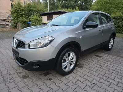 Gebraucht Nissan Qashqai Acenta 131 PS (96 kW) 2012 Silber SUV