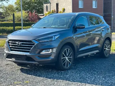 Używany Hyundai Tucson Premium 177 KM (130 kW) 2020 Szary SUV