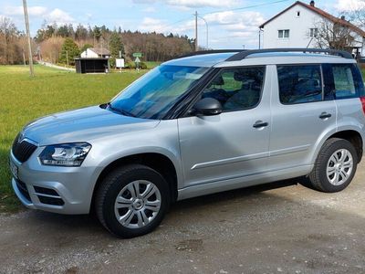 gebraucht Skoda Yeti 1.2 TSI Active Active