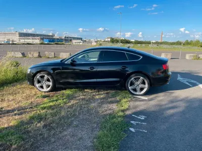 Gebraucht Audi A5 Sportback Comfort 190 PS (139 kW) 2016 Schwarz Kleinwagen