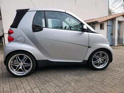 Second-hand Smart ForTwo Cabrio Brabus 84 CP (61 kW) 2009 Argintiu Cabrio