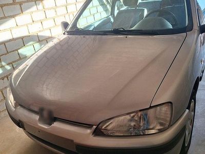 Usata Peugeot 106 60 CV (44 kW) 2001 Argento Utilitaria