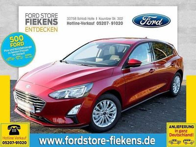 Gebraucht Ford Focus Titanium 155 PS (114 kW) 2022 Rot metallic Limousine
