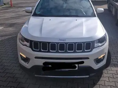 Gebraucht Jeep Compass Limited 170 PS (125 kW) 2018 Weiß SUV