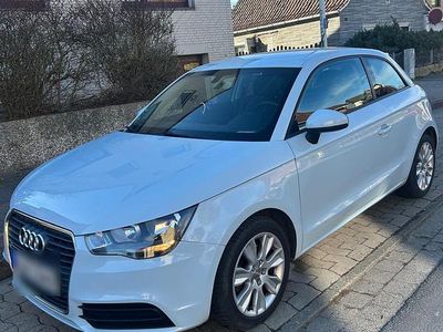 Gebraucht Audi A1 105 PS (77 kW) 2011 Blau Kleinwagen