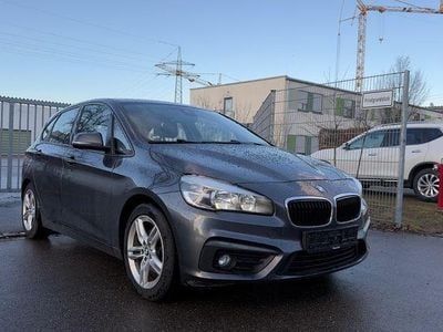 Gebraucht BMW 216 Active Tourer 116 PS (85 kW) 2015 Grau Van / Kleinbus