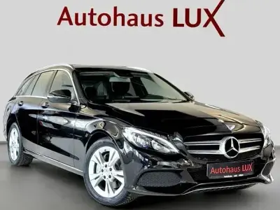 Gebraucht Mercedes C250 211 PS (155 kW) 2015 Schwarz Kombi