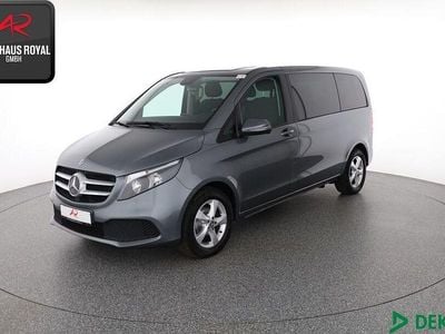 Gebraucht Mercedes V220 163 PS (119 kW) 2021 Grau Van / Kleinbus