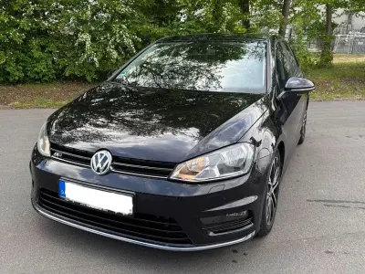 Gebraucht VW Golf VII Comfortline 140 PS (102 kW) 2014 Schwarz Limousine