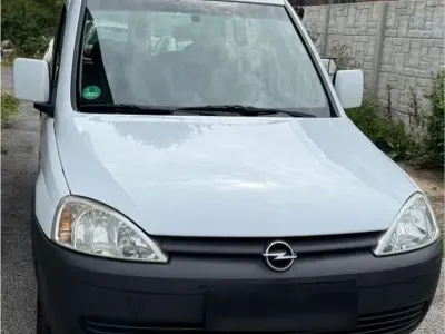 Occasion Opel Combo 95 ch (69 kW) 2010 Blanc Monospace