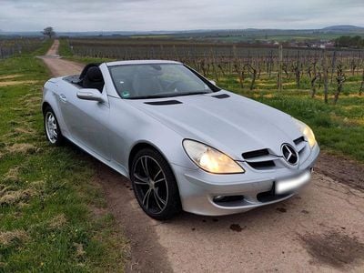 Gebraucht Mercedes SLK200 160 PS (117 kW) 2007 Silber Cabrio