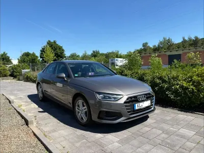 Używany Audi A4 Sport 136 KM (100 kW) 2020 Szary Sedan/Limuzyna
