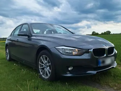 Gebraucht BMW 316 136 PS (100 kW) 2013 Grau Limousine