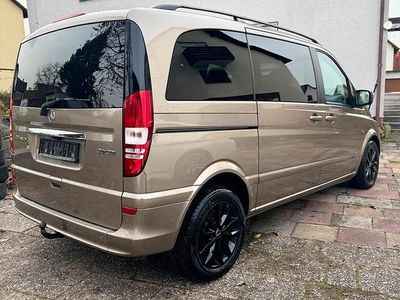 Mercedes Viano