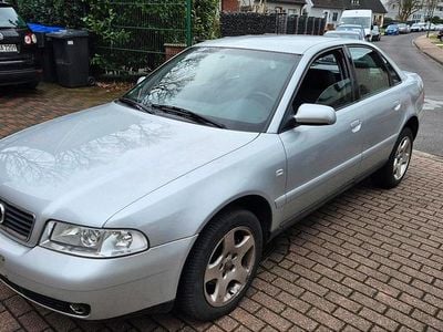 Gebraucht Audi A4 100 PS (73 kW) 2000 Silber Limousine