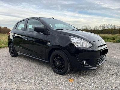 Second-hand Mitsubishi Space Star 71 CP (52 kW) 2014 Negru Monovolum