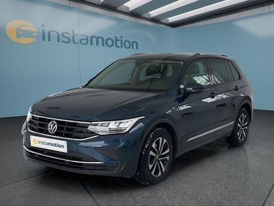 Blau Gebraucht 2021 VW Tiguan SUV | 24.649 € (Guter Preis)