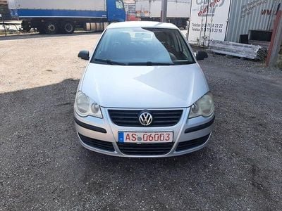 Usata VW Polo Comfortline 80 CV (58 kW) 2008 Argento Berlina