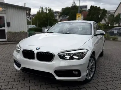 Gebraucht BMW 116 Sport Line 116 PS (85 kW) 2016 Weiß Kleinwagen