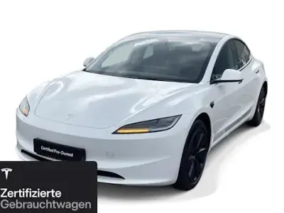 Usata Tesla Model 3 RWD 205 kW (279 CV) 2023 Bianco Berlina